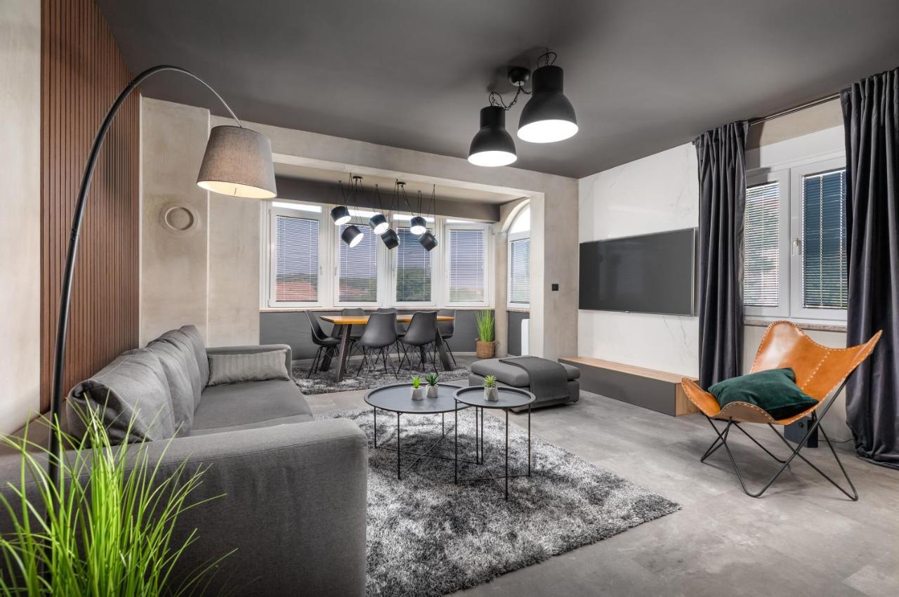 Luxury Elit Apartment Pula Exteriör bild